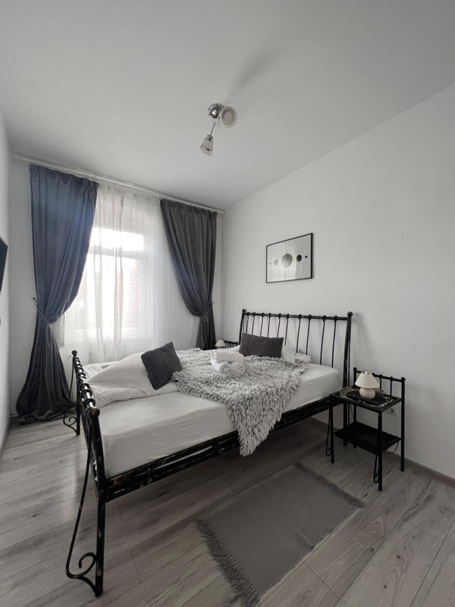 Apart City Center 브라쇼브 외부 사진